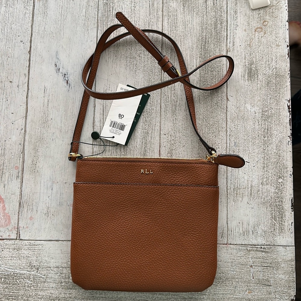 NWT Ralph Lauren brown leather crossbody. Many pockets inside